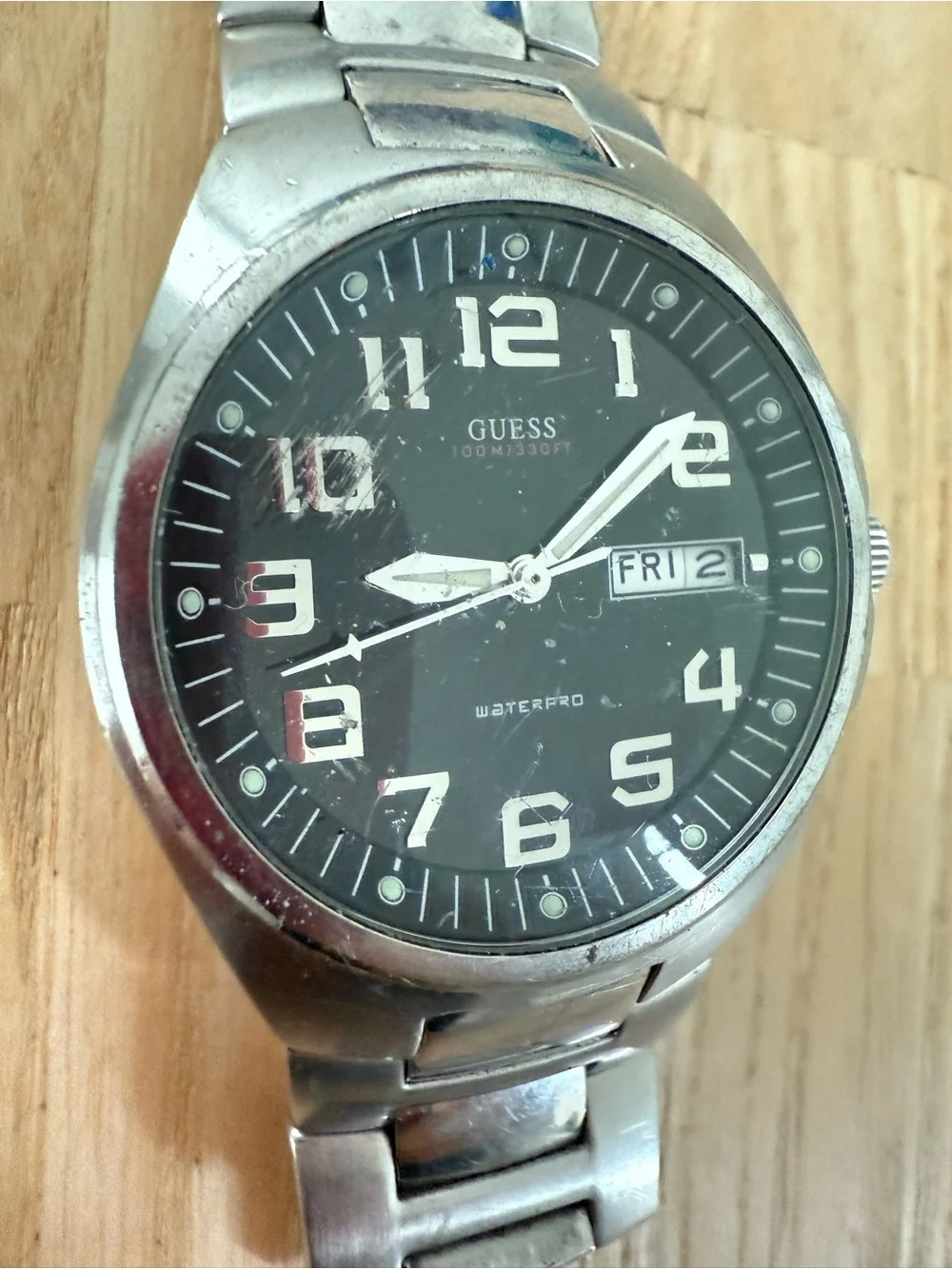Guess waterpro men’s black dial silver tone watch NEW BATTERY